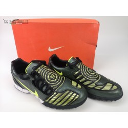 Soccer Shoes NIKE TOTAL 90...
