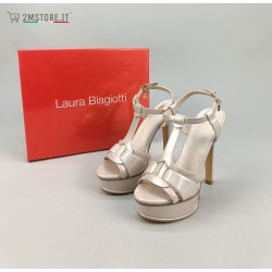 Shoes Sandals Laura...