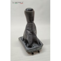 5-speed gear shift gaiter...