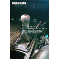 VOLKSWAGEN NEW BEETLE...